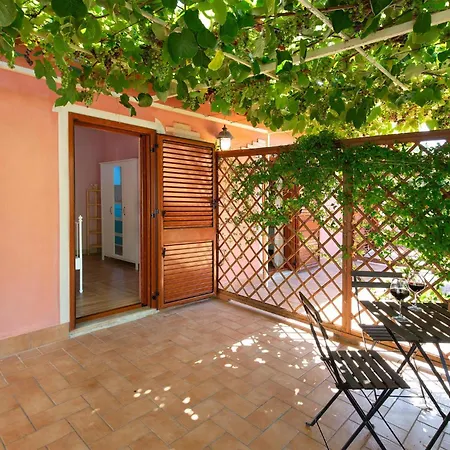 Edvige Holiday home *